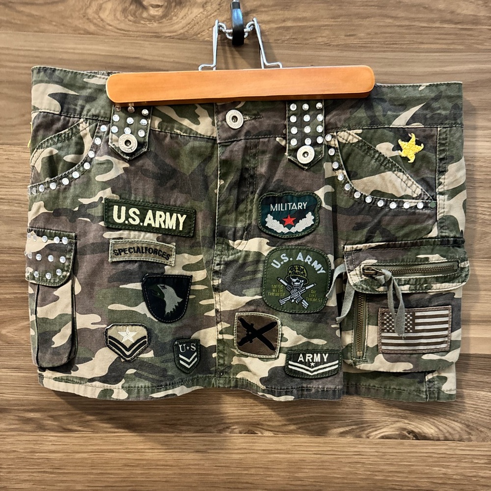 Tell Premium Surplus Camo Swarovski Crystal Patches 5 Pockets Zip Mini Skirt L - Picture 9 of 15